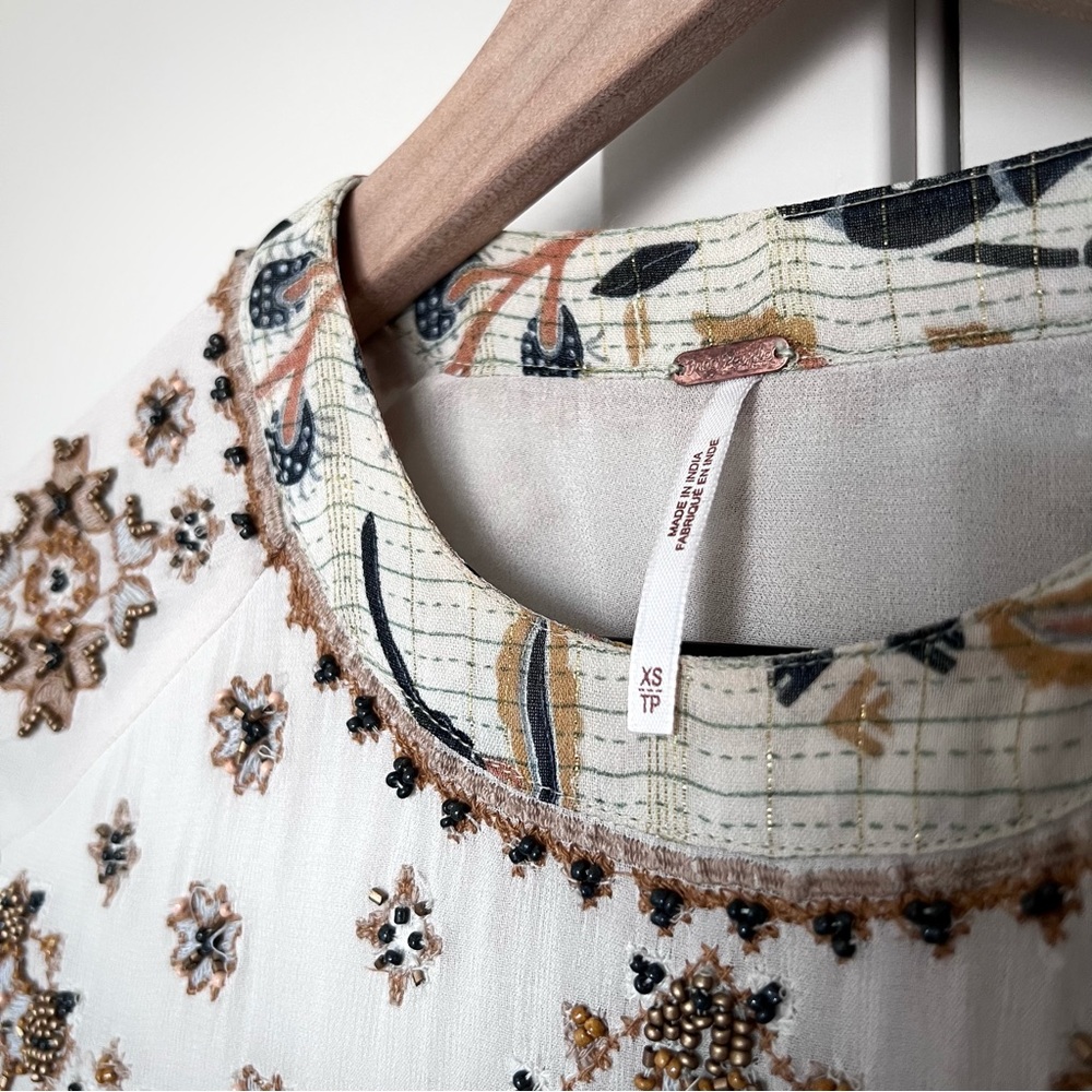 EXC • Free People Stroll Through the Meadow Blouse • - Picture 11 of 12
